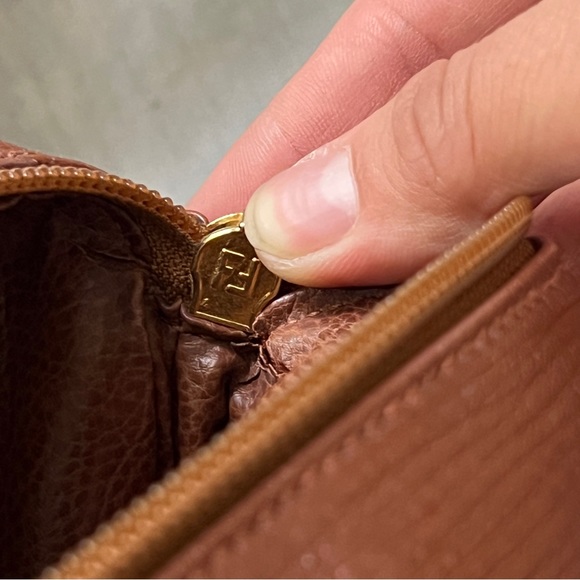 Rare Vintage Fendi Leather Janus Medallion Boston Bag - Picture 6 of 12